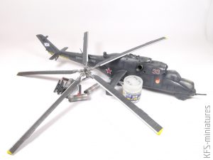 1/48 Mi-24V/VP – ZVEZDA  -  Budowa