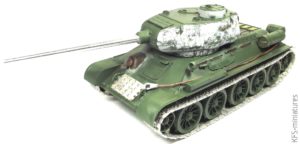 1/35 T-34-85 with Soviet Tank Riders ICM-Budowa