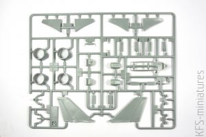 1/72 - USN F-14A VF-143 "Pukin Dogs" - Academy