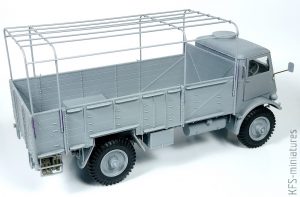 1/35 Model W.O.T. 6 – WWII British Truck – ICM - Budowa