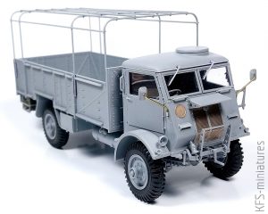 1/35 Model W.O.T. 6 – WWII British Truck – ICM - Budowa