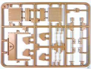 1/35 M4A3 76W HVSS Sherman - Korean War - RFM