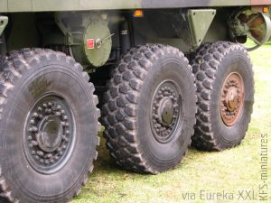 1/35 Sagged Wheel Set for KTO Rosomak - Eureka XXL