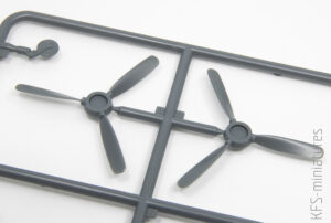 1/72 D.H. Mosquito PR Mk. XVI - Special Hobby