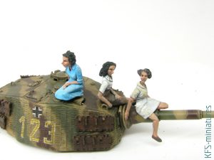 1/48 Panzerkampfwagen VI Ausf. B Tiger II - Malowanie