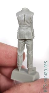 1/35 British Tank Crewman Eating - MIG Productions