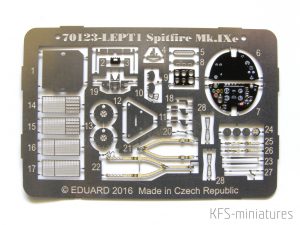 1/72 Spitfire Mk.IXe Overlept - Eduard