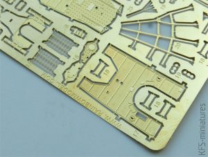 1/700 IJN Destroyer Fuyuzuki 1944 - Rainbow model