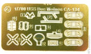 1/700 USS Des Moines CA-134 (Deluxe Edition) - Very Fire