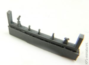 1/700 USS Des Moines CA-134 (Deluxe Edition) - Very Fire