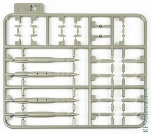 1/48 AV-8B Harrier II PLUS - UMA Model