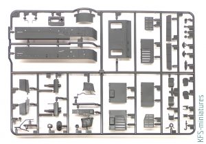 1/35 Panzerkampfwagen IV Ausf.F - Tamiya