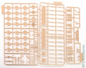 1/48 Tiger I - Early Production w/Full Interior - UStar