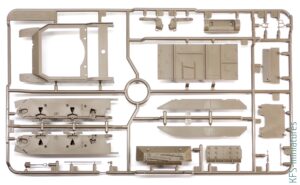 1/48 U.S. Howitzer Motor Carriage M8 - Tamiya