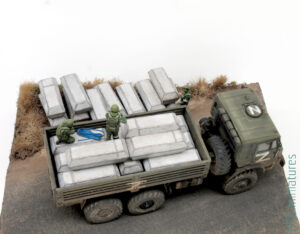 1/72 CARGO 200 - Budowa