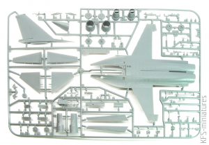 1/48 ROCAF F-CK-1D "Ching-kuo" Two Seat - Freedom Model Kits