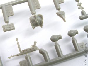 1/35 German Assault Pioneer Team & Goliath Set - Tamiya