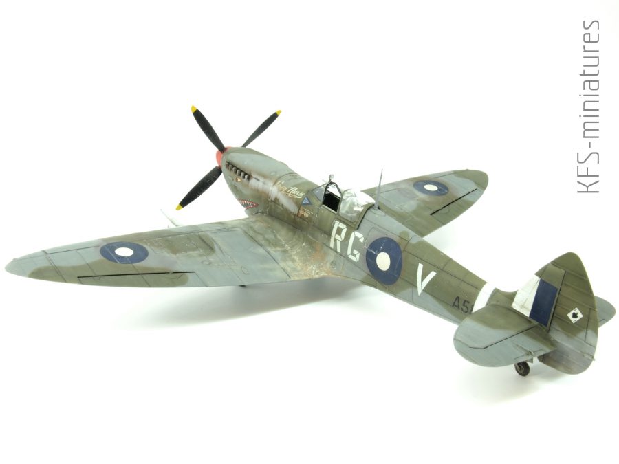 1/48 Spitfire Mk. VIII - Weekend Edition - Eduard