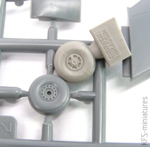 1/48 L-29 wheels - Eduard