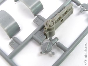 1/72 B-24 turbochargers - Eduard