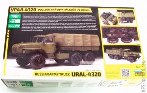 1/35 Ural 4320 - Zvezda