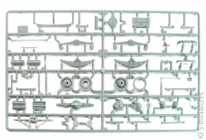 1/35 Ural 4320 - Zvezda