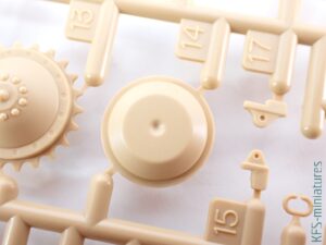 1/35 H39 - French Light Tank H39 - Tamiya