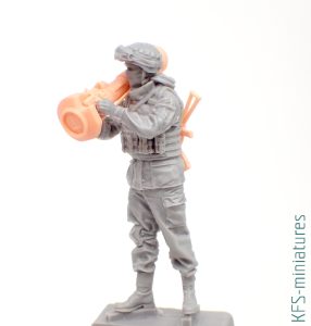 1/35 Ukrainian Soldier with NLAW - CMK