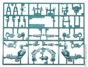 1/35 CHUBU 01 - Lightweight Mechatrobot - Hasegawa