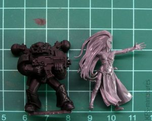 28mm Dark Elf Supreme Sorceress - Games Workshop