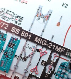 1/72 MiG-21MF Interceptor - Weekend - Eduard