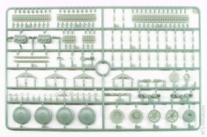 1/35 Bergepanzer Hetzer With 2cm Flak - Early - Thunder Model