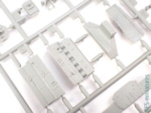 1/35 Ward Lafrance - Model 1000 - Series 2 - Thunder Model 1/35 Ward Lafrance - Model 1000 - Series 2 - Thunder Model