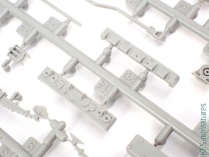 1/35 Ward Lafrance - Model 1000 - Series 2 - Thunder Model 1/35 Ward Lafrance - Model 1000 - Series 2 - Thunder Model