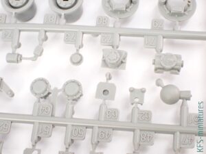 1/35 Ward Lafrance - Model 1000 - Series 2 - Thunder Model 1/35 Ward Lafrance - Model 1000 - Series 2 - Thunder Model