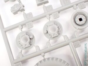 1/35 Ward Lafrance - Model 1000 - Series 2 - Thunder Model 1/35 Ward Lafrance - Model 1000 - Series 2 - Thunder Model