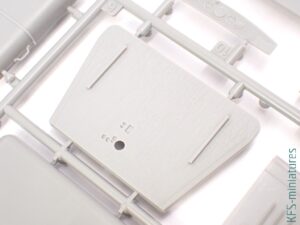 1/35 Ward Lafrance - Model 1000 - Series 2 - Thunder Model 1/35 Ward Lafrance - Model 1000 - Series 2 - Thunder Model