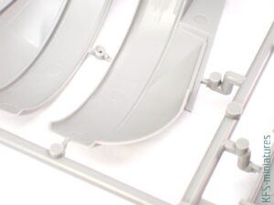 1/35 Ward Lafrance - Model 1000 - Series 2 - Thunder Model 1/35 Ward Lafrance - Model 1000 - Series 2 - Thunder Model