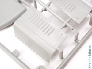 1/35 Ward Lafrance - Model 1000 - Series 2 - Thunder Model 1/35 Ward Lafrance - Model 1000 - Series 2 - Thunder Model