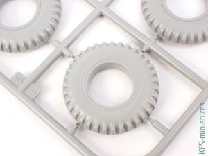 1/35 Ward Lafrance - Model 1000 - Series 2 - Thunder Model 1/35 Ward Lafrance - Model 1000 - Series 2 - Thunder Model