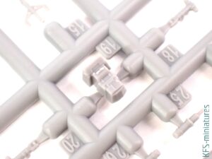 1/144 Airliner ATR-42-300 - X-Scale