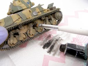 1/35 Hotchkiss H38 - Budowa Cz.2