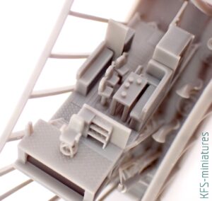 1/144 Kuter prawoburtowy B-25 "Hel" - One Man Shipyard