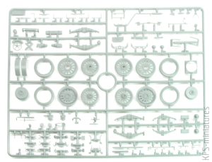 1/35 Standard B 'Liberty' with WWI US Infantry - ICM