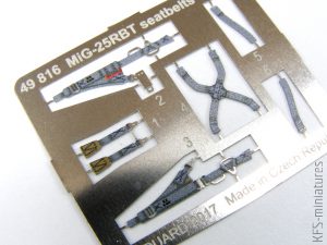 1/48 MiG-25RBT - Blachy - Eduard