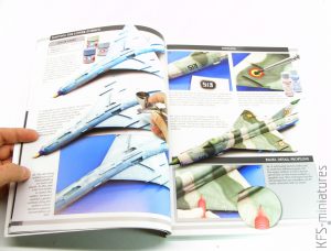 Airplanes in Scale vol.2 - Accion Press