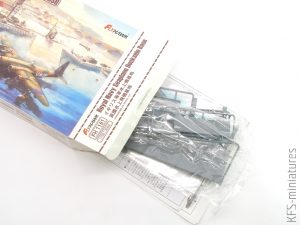 1/700 Royal Navy Seaplane Dockside Base - FlyHawk Model