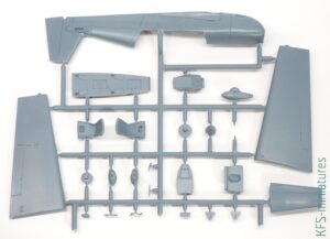 1/48 Extra EA300L/330LC - Brengun