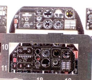 1/32 AH-1G Cobra - Instrument Panel - Red Fox Studio