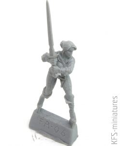 28mm Greatsword Girl - Brother Vinni